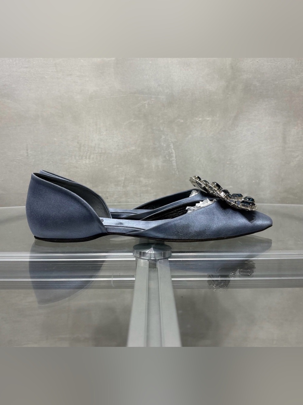 Roger Vivier Navy Satin Pointed D'Orsay Flats with Crystal Buckle - Picture 6 of 8